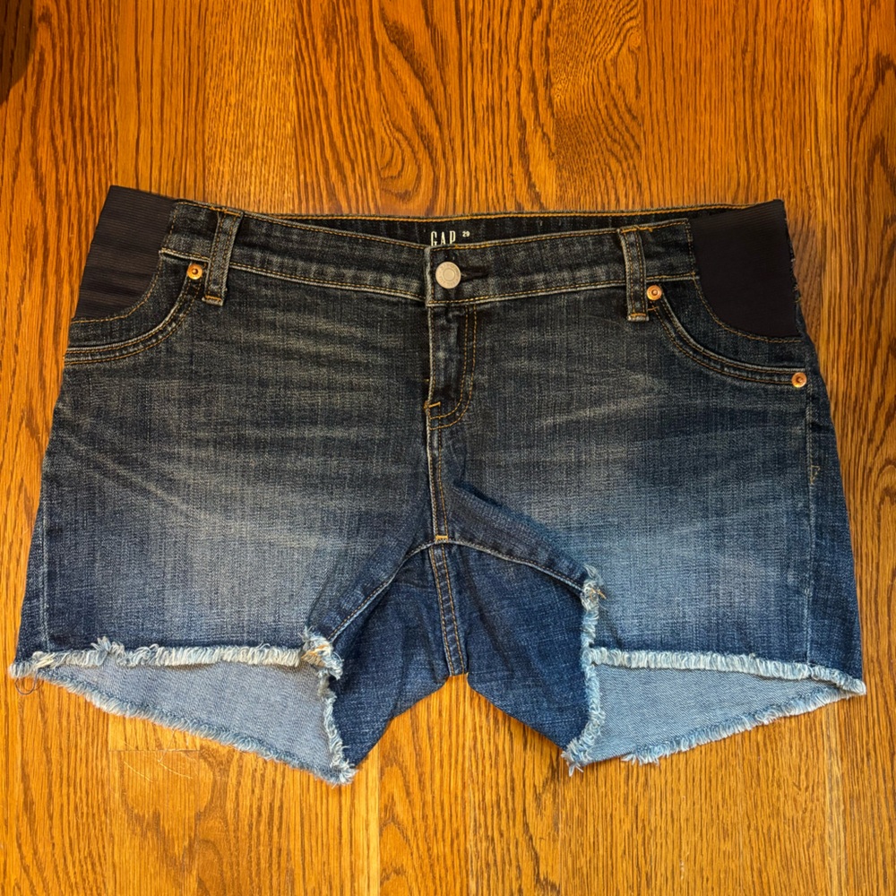 Gap maternity cutoff shorts